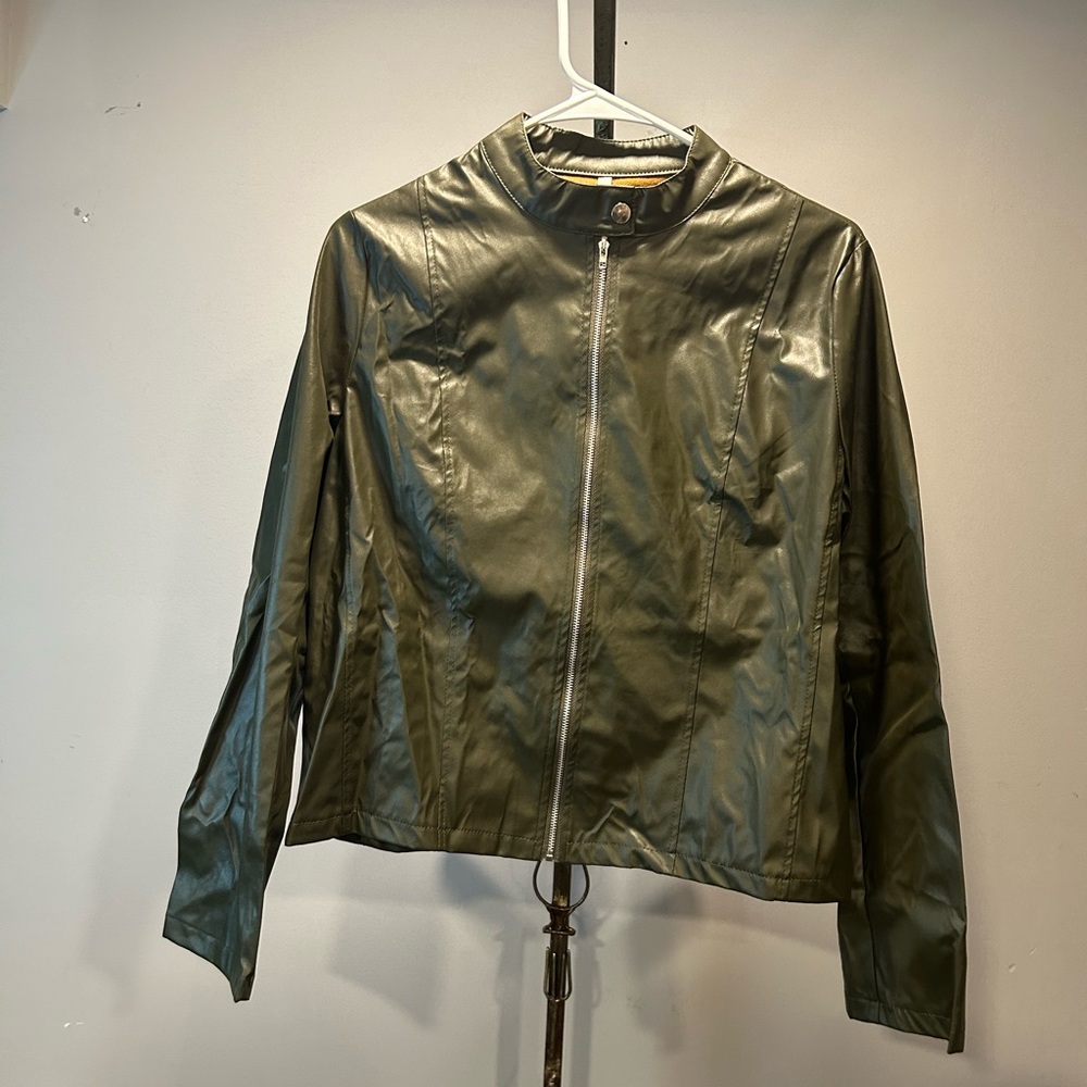 NWOT Olive Green Women's Jacket